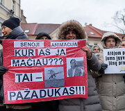 Mitingas prie &Scaron;vietimo, mokslo ir sporto ministerijos