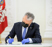 Gitanas Nausėda