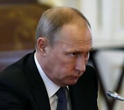 Rusijos prezidentas Vladimiras Putinas penktadienį ekonomikos forume Sankt Peterburge