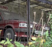 Apleistoje pardavimo aik&scaron;telėje Didžiojoje Britanijoje &ndash; trys taip ir neparduoti automobiliai