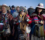 Bolivijoje Aimarų tauta sutinka naujuosius metus &ndash; per ilgiausią naktį Pietų pusrutulyje