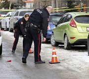 Policininkai įvykio vietoje, kurioje per Naujųjų metų vakarėlį buvo &scaron;audoma į žmones.