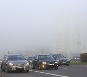 Antradienio rytas rūko apgaubtame Vilniuje prasidėjo didžiulėmis spūstimis