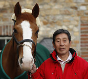 Hiroshi Hoketsu žirgas Whisper (nuotr.) mirė 2013 m.