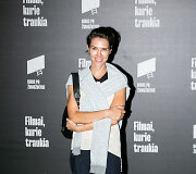 Filmo &bdquo;Medaus &scaron;alis&ldquo; peržiūra Valdovų rūmų kiemelyje