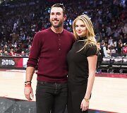 &bdquo;Detroit Tigers&ldquo; beisbolo klubo žaidėjas Justinas Verlanderis su modeliu Kate Upton.
