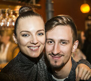 Vakarienės &bdquo;Dine in the dark&ldquo; akimirka