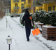 Vilniuje viskas pasidengė puriu sniegu