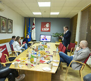 Socialdemokratai laukia rinkimų rezultatų