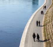 Pavasaris skverbiasi į Lietuvą
