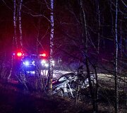 Policijos stabdomas BMW nestojo &ndash; nulėkė nuo kelio ir trenkėsi į medį: žuvo jaunas vairuotojas