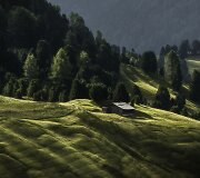 Tamsos i&scaron;ry&scaron;kintas nepaprastas Europos peizažų grožis