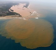 Sugriuvusios užtvankos užter&scaron;ti vandenys pasiekė Atlanto vandenyną