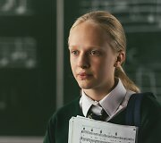 Monikos vaidmenį kino filme &bdquo;Pilis&ldquo; atliekanti Barbora Bareikytė 