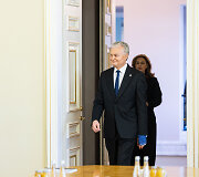 Gitanas Nausėda
