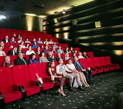 Gintarė ir Paulius susituokė kino teatre