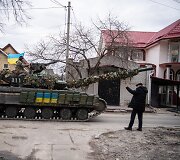 Ukrainiečiai grįžta į rusų karių suniokotas vietoves