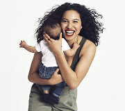 Jurnee Smollett-Bell su sūnumi Hunteriu