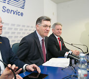 I&scaron; kairės: Juozas Olekas, Algirdas Butkevičius, Algirdas Sysas
