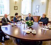 &Scaron;arūnas Rameikis, Saulius Urbanavičius, Edita Janu&scaron;ienė, Evaldas Pa&scaron;ilis, Dalia Grybauskaitė
