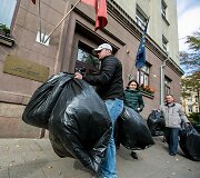 Visaginiečiai surengė piketą prie Aplinkos apsaugos ministerijos Vilniuje