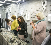 &bdquo;Shopping Night Out&ldquo; akimirka