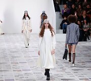 &bdquo;Christian Dior&ldquo; 2020&ndash;2021 m. rudens ir žiemos kolekcijos modelis
