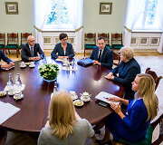 &Scaron;arūnas Rameikis, Saulius Urbanavičius, Edita Janu&scaron;ienė, Evaldas Pa&scaron;ilis, Dalia Grybauskaitė