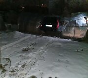 Nuo kelio nuvažiavęs automobilis Vilniuje atsidūrė &scaron;iltnamyje