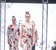 &bdquo;Reda Couture&ldquo; kolekcijos pristatymo akimirka