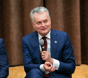 Gitanas Nausėda