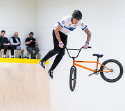 Vilniuje vyko tarptautinės BMX freestyle varžybos &bdquo;Ride The Dragon&ldquo;. Dylanas Hessey