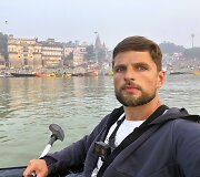 Gangos upe Vilius plaukė su i&scaron; Lietuvos atsiskraidinta baidare