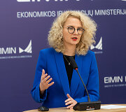 Au&scaron;rinė Armonaitė
