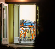 COVID-19 pacientai atvežami į Vilniaus miesto klinikinę ligoninę