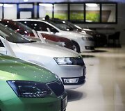 Naujasis &bdquo;&Scaron;koda&ldquo; automobilių pardavimo salonas