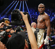 Floydas Mayweatheris prie&scaron; Manny Pacquiao
