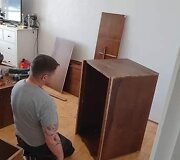 I&scaron; senos sekcijos gaminamas vaikų žaidimo namelis