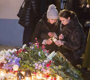 Minia vilniečių atėjo pagerbti Paryžiaus teroro atakų aukų