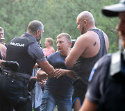 Gyventojų susirėmimas su policijos pareigūnais prie Rūdninkų poligono