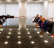 Volodymyras Zelenskis ir Donaldas Trumpas