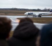 Vilniuje nusileido &bdquo;Boeing&ldquo; atskridęs tiesiai i&scaron; Japonijos