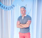 &bdquo;Makaliaus&ldquo; de&scaron;imtmečio &scaron;ventės akimirka