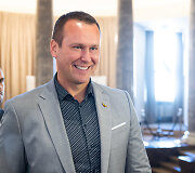 Jevgenijus &Scaron;uklinas