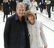 &bdquo;Vogue&ldquo; žurnalo vyr.redaktorė Anna Wintour ir mados fotografas Mario Testino