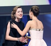 Aistė Diržiūtė ir Natalie Portman