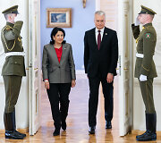Salomė Zurabi&scaron;vili, Gitanas Nausėda