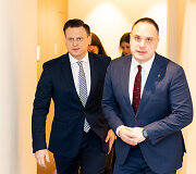Valdas Benkunskas, Andrius Vy&scaron;niauskas