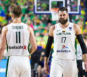 Domantas Sabonis ir Jonas Valančiūnas