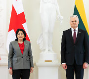 Salomė Zurabi&scaron;vili, Gitanas Nausėda